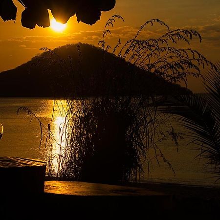 Mgoza Lodge Cape Maclear Exterior foto