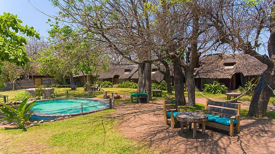 Mgoza Lodge Cape Maclear Exterior foto