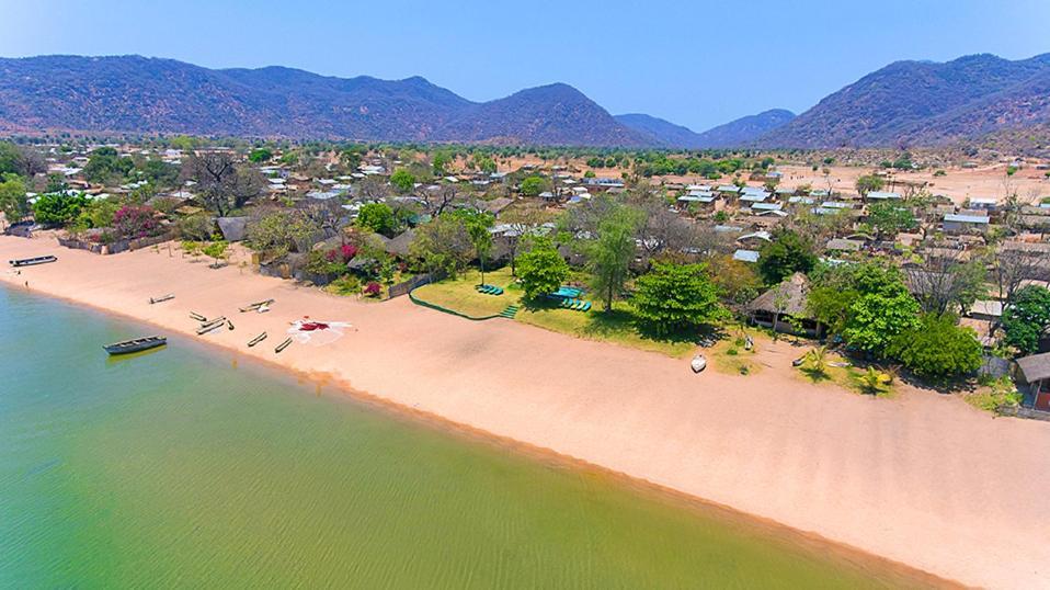 Mgoza Lodge Cape Maclear Exterior foto